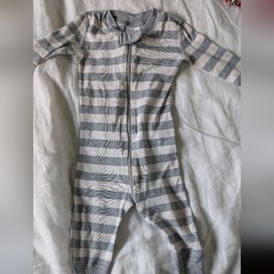 Hanna Andersson Gray and White Striped Onesie